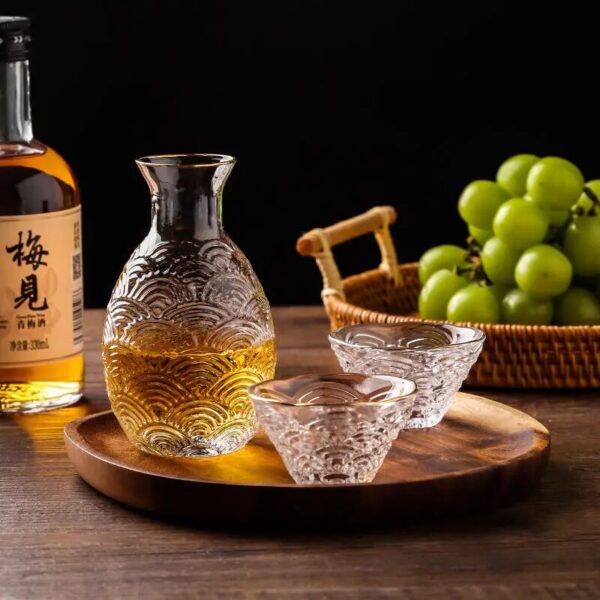 mirusha Modern Seigaiha Sake Set – Elegant Japanese Style Drinkware - Image 5