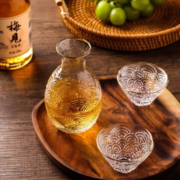 mirusha Modern Seigaiha Sake Set – Elegant Japanese Style Drinkware - Image 4